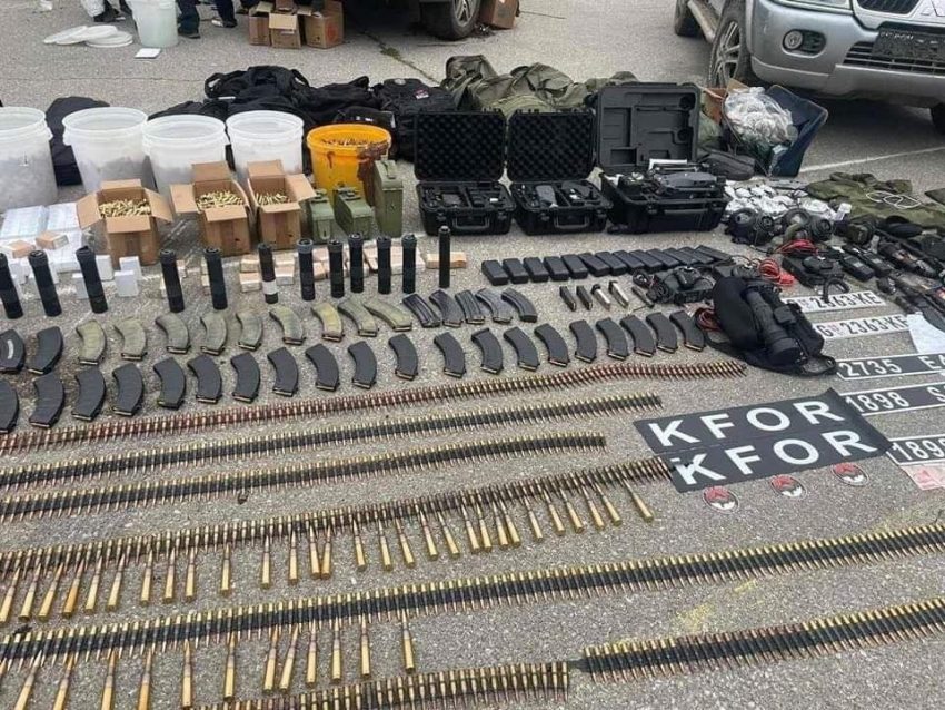 prezantohet-armatimi-i-kapur-ne-manastirin-e-banjskes-dhe-perreth,-policia-jem-detaje-per-llojet-e-sasine