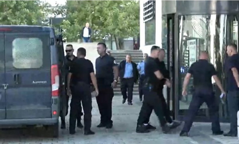 dy-terroristet-serbe-te-arrestuar-ne-banjske-dergohen-ne-gjykate