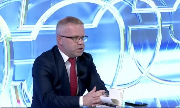 bajraktari:-venia-e-radojciqit-para-drejtesise-eshte-sfiduese-per-shkak-se-serbia-nuk-bashkepunon
