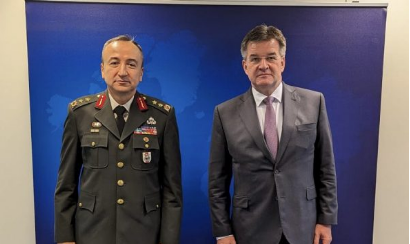 lajcak-e-pret-ne-bruksel-komandantin-e-ri-te-kfor-it,-diskutojne-per-gjendjen-aktuale-dhe-dialogun