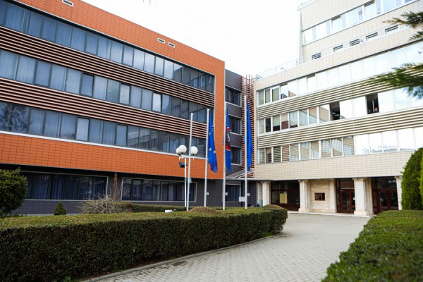 sot-organizohen-mbledhjet-e-tri-komisioneve-parlamentare