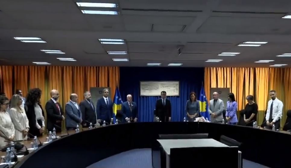aktiviteti-i-dites-kombetare-te-boshnjakeve-nis-me-nje-minute-heshtje-per-policin-afrim-bunjaku