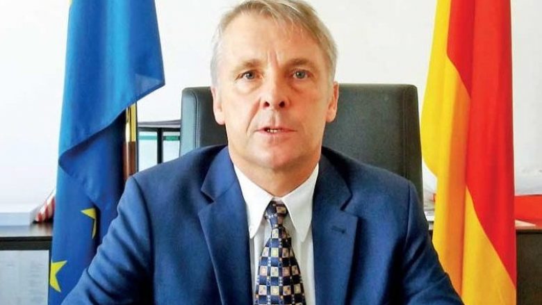 rohde:-policia-e-tregoi-kapacitetin-e-saj-ne-veri,-kosova-te-angazhohet-per-themelimin-e-asociacionit