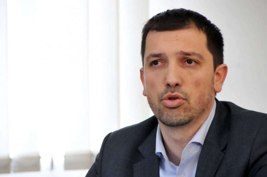 sejdiu:-prej-te-dieles,-dialogu-ne-dinamike-komplet-tjeter