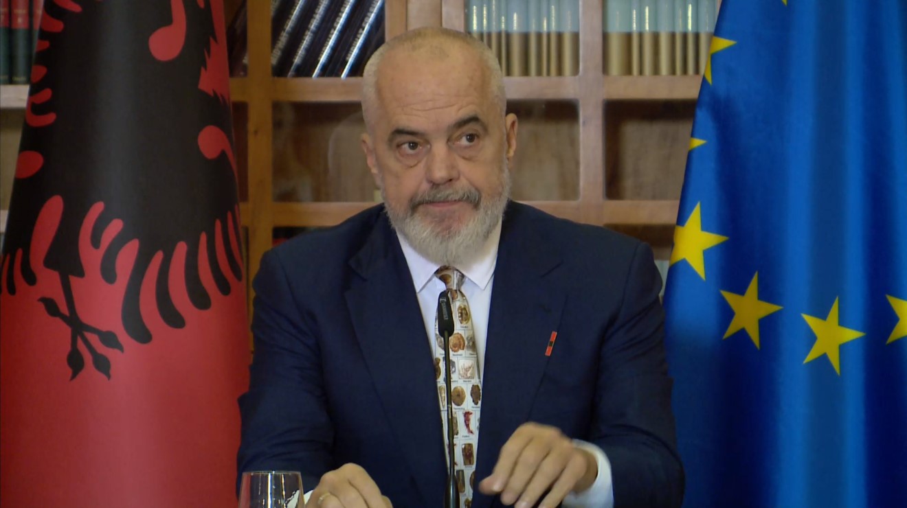 rama,-kurtit:-kfor-i,-garanci-ne-cdo-rast-kercenimi,-jo-force-pushtuese