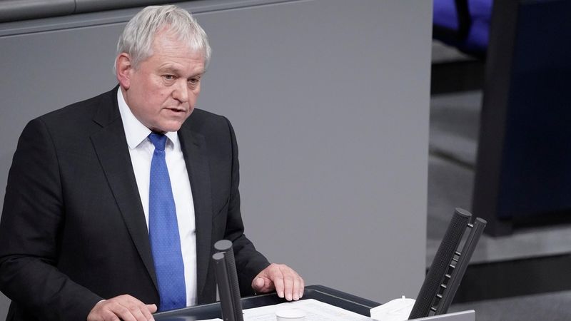 deputeti-gjerman-hacker-kerkon-nga-be-ja-sanksione-ndaj-milan-radoiciqit