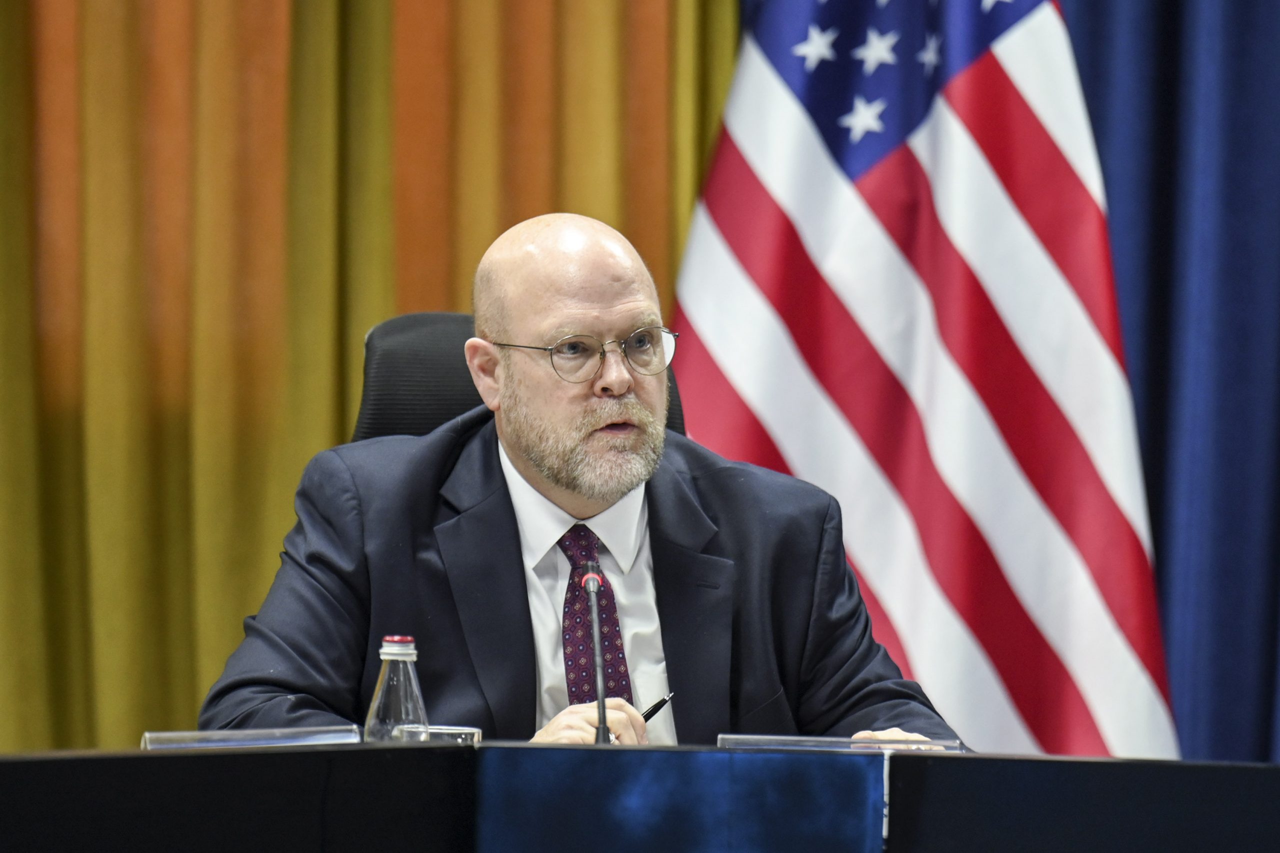 hovenier:-nje-apo-disa-struktura-qendrojne-pas-sulmit-ne-veri