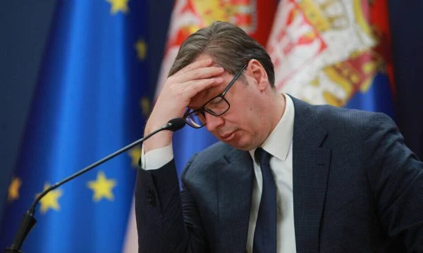 the-guardian:-serbia-terheq-disa-trupa-nga-kufiri-me-kosoven-pas-paralajmerimit-nga-shba