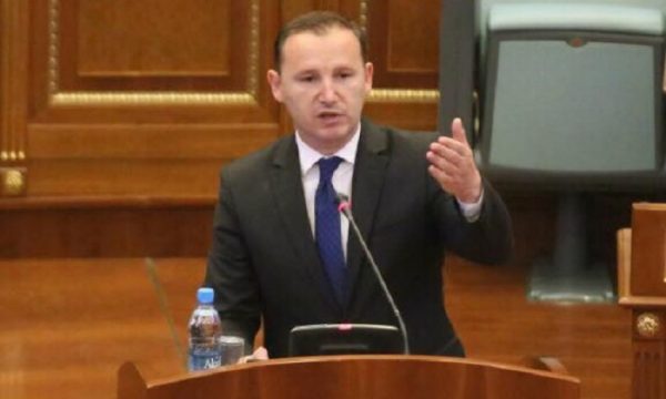 zemaj-i-reagon-kurtit:-ldk-ja-i-ka-votuar-marreveshjet-nderkombetare,-pervec-njeres
