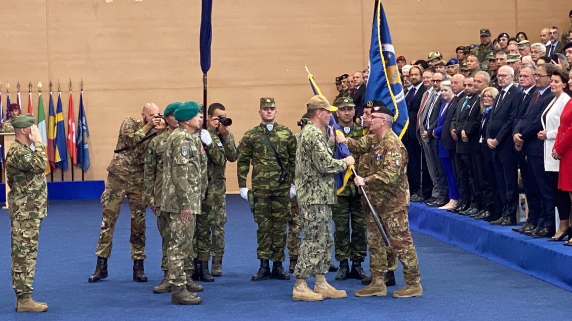 gjenerali-turk-merr-detyren-e-komandantit-te-kfor-it