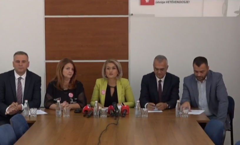 rezoluta-per-policine,-kusari-lila-thote-se-vv-s’merr-pjese-ne-seancen-e-sotme