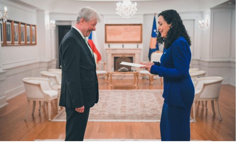 osmani-pranoi-letrat-kredenciale-nga-ambasadori-i-ri-i-republikes-ceke