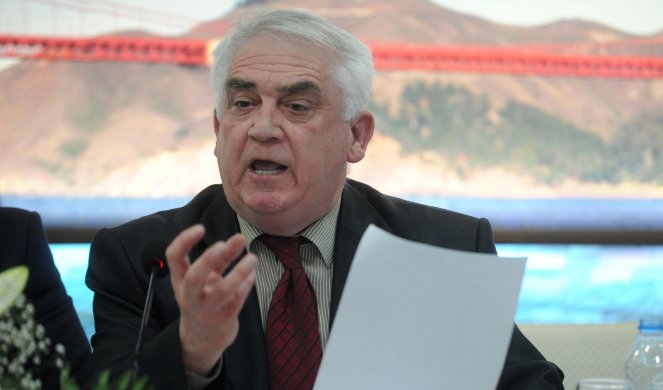 politikani-serb-ne-kosove:-vuciq-i-humbi-te-gjitha-brenda-nates-dhe-pergjegjesine-po-e-transferon-te-ne