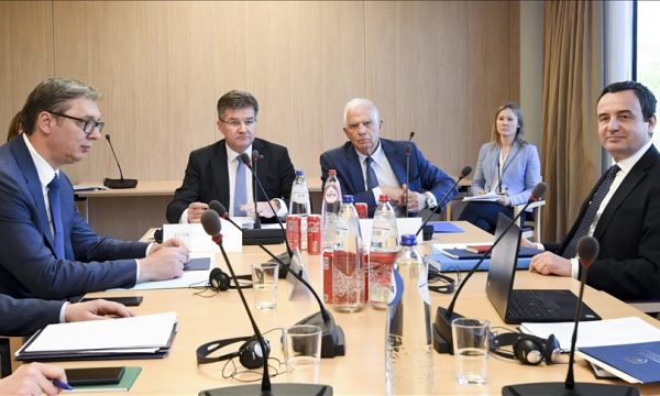 pa-u-zbardhur-banjska,-dialogu-i-paimagjinueshem