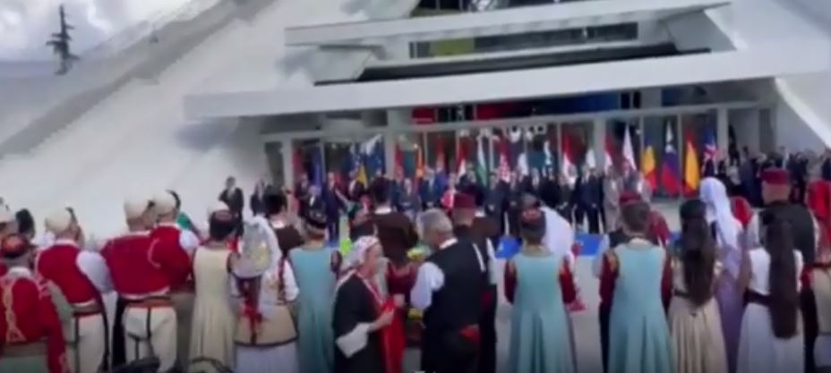 muzike-e-valle-ne-samitin-e-procesit-te-berlinit-(video)