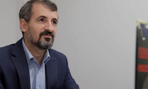 miftaraj-mbeshtet-presidenten-qe-s’e-dekretoi-isufajn