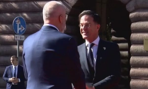 paralajmerimi-nga-holanda,-rama-tregon-cfare-iu-tha-rutte-kurtit-e-bernabiqit
