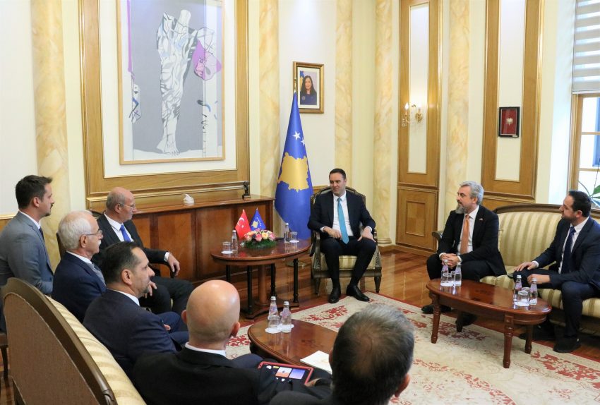 konjufca-e-priti-ne-takim-delegacionin-e-odes-tregtare-te-ankarase,-ja-cka-u-diskutua