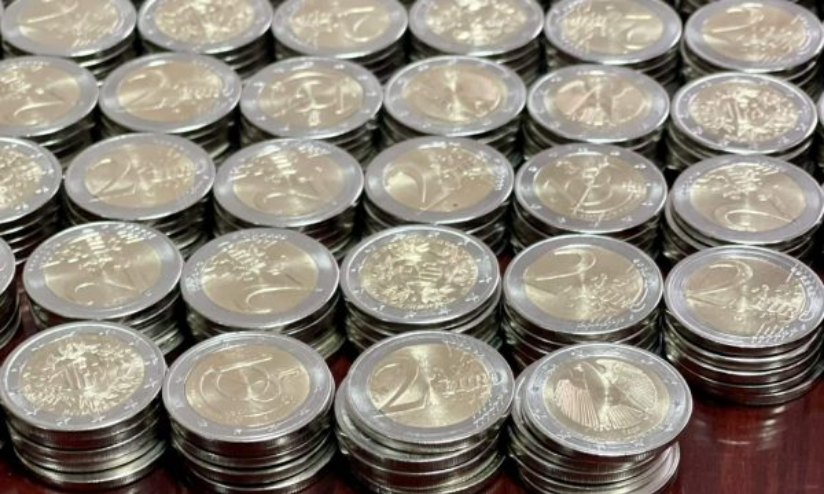 kapet-nje-shume-parash-me-2-euro-false,-arrestohet-26-vjecari