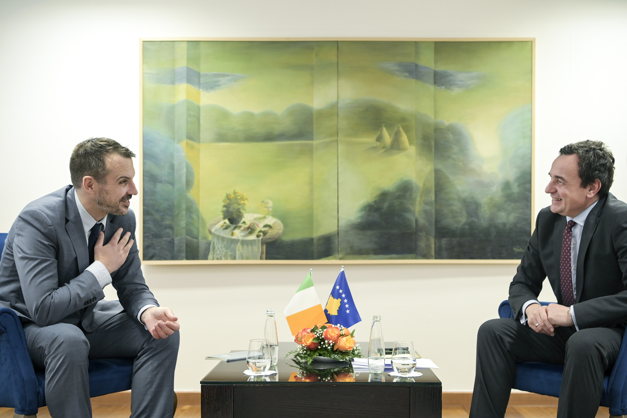 kurti-priti-ne-takim-ambasadorin-e-ri-jorezident-te-irlandes,-u-bisedua-per-forcimin-e-marredhenieve-bilaterale