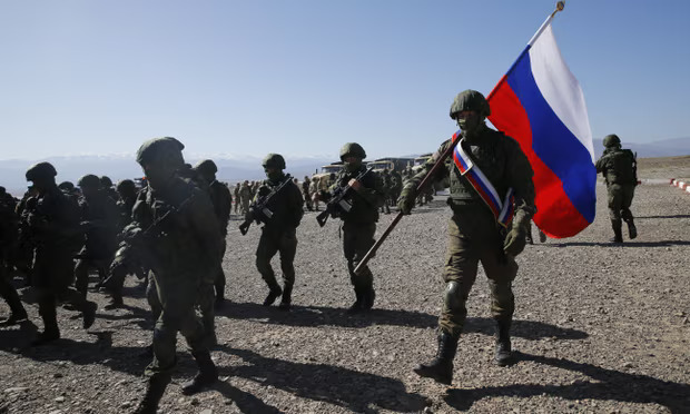 the-guardian:-rusia-po-rekruton-serbet-per-te-reduktuar-mungesat-e-ushtareve-ne-ukraine