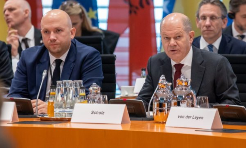 berlini-kunder-konferences-nderkombetare-per-kosoven,-e-mbeshtet-lajcakun-ne-punen-e-tij