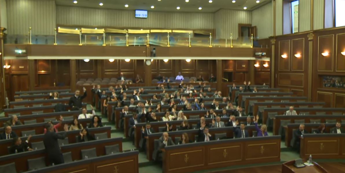 formohet-komisioni-per-perzgjedhjen-e-tre-anetareve-te-bordit-te-rtk-se