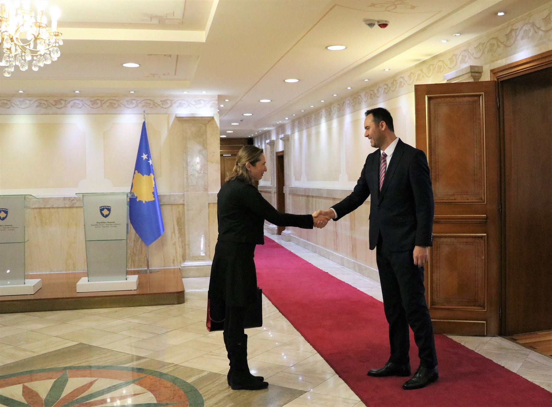 konjufca-takon-ambasadoren-e-kanadase,-i-kerkon-perkrahje-per-integrime-euroatlantike