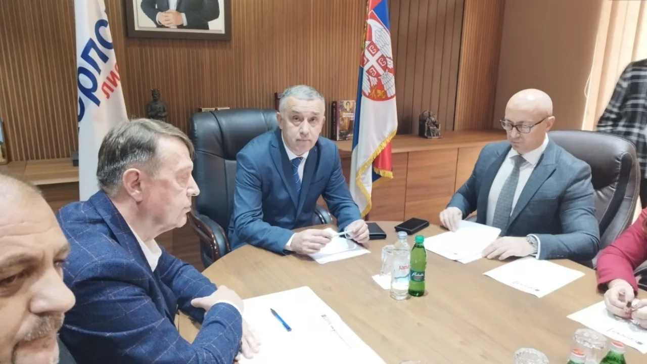 lista-serbe-e-kundershton-dergimin-e-mamografit-mobil-ne-veri-nga-ministria-e-shendetesise