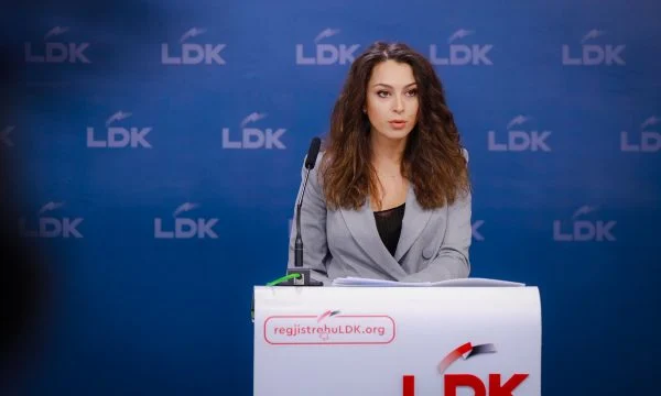 kica-xhelili:-shteti-as-nuk-behet,-as-mbahet-me-eufori-e-drama-politike