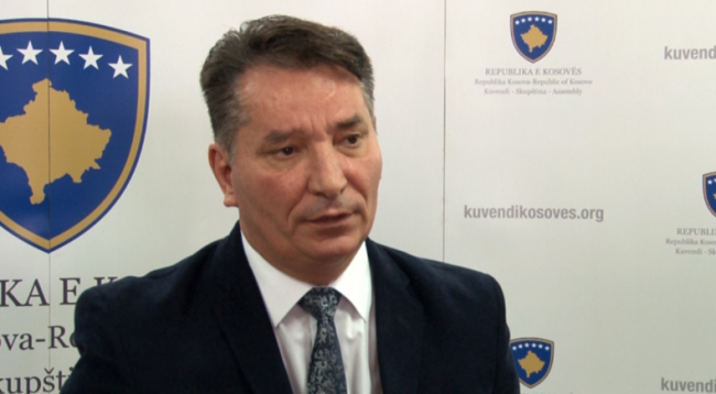 “i-pakuptimte-mosreagimi-i-qeverise”,-lekaj:-kurti-ta-shkarkoje-urgjentisht-ud.-se-kryeshefit-ekzekutiv-te-trepces