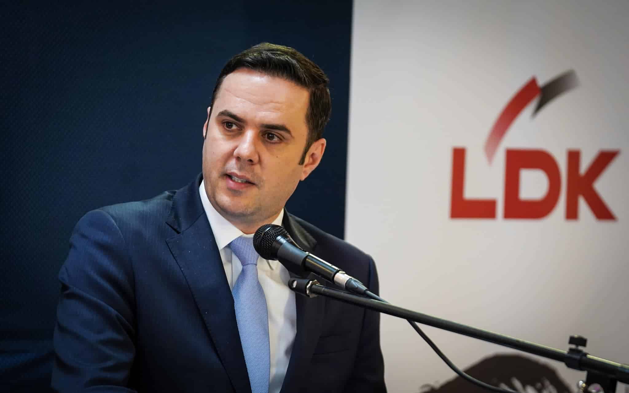 abdixhiku-njofton-per-nisjen-e-shkolles-politike-“ibrahim-rugova”,-fton-te-rinjte-qe-te-aplikojne