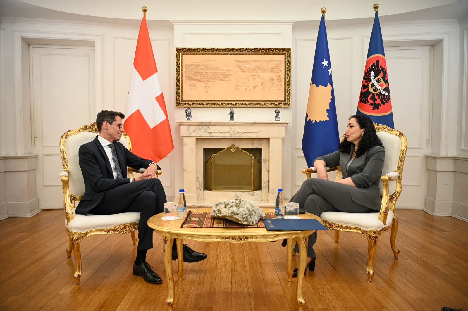 osmani-priti-ne-takim-ambasadorin-spreche,-e-njofton-me-aktin-e-agresionit-qe-ka-kryer-serbia-me-24-shtator