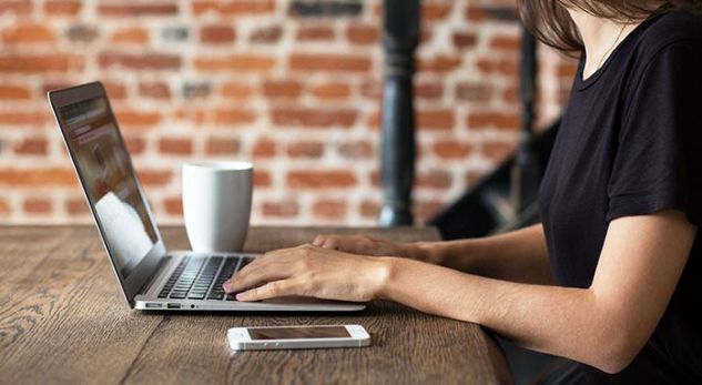 kosovaret-perdorues-te-medhenj-te-internetit,-per-cfare-e-shfrytezojne?