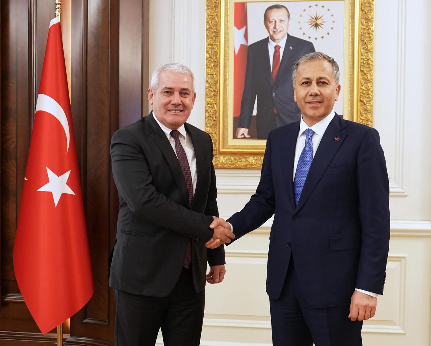 svecla-pritet-nga-homologu-turk,-flasin-per-fushen-e-sigurise-dhe-luften-kunder-organizatave-terroriste