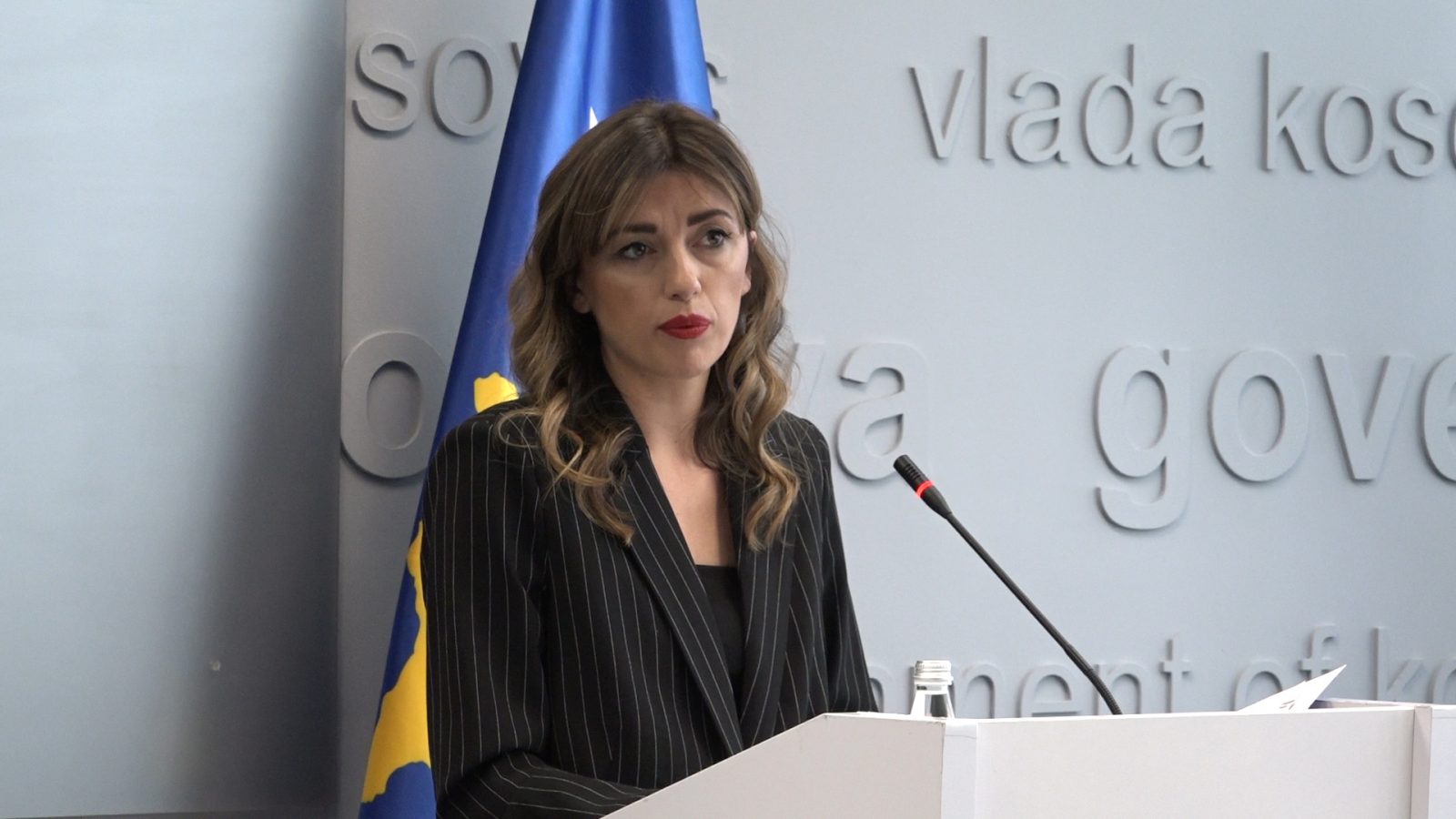 ministrja-haxhiu-intervistohet-javen-tjeter-per-rastin-“dehari”