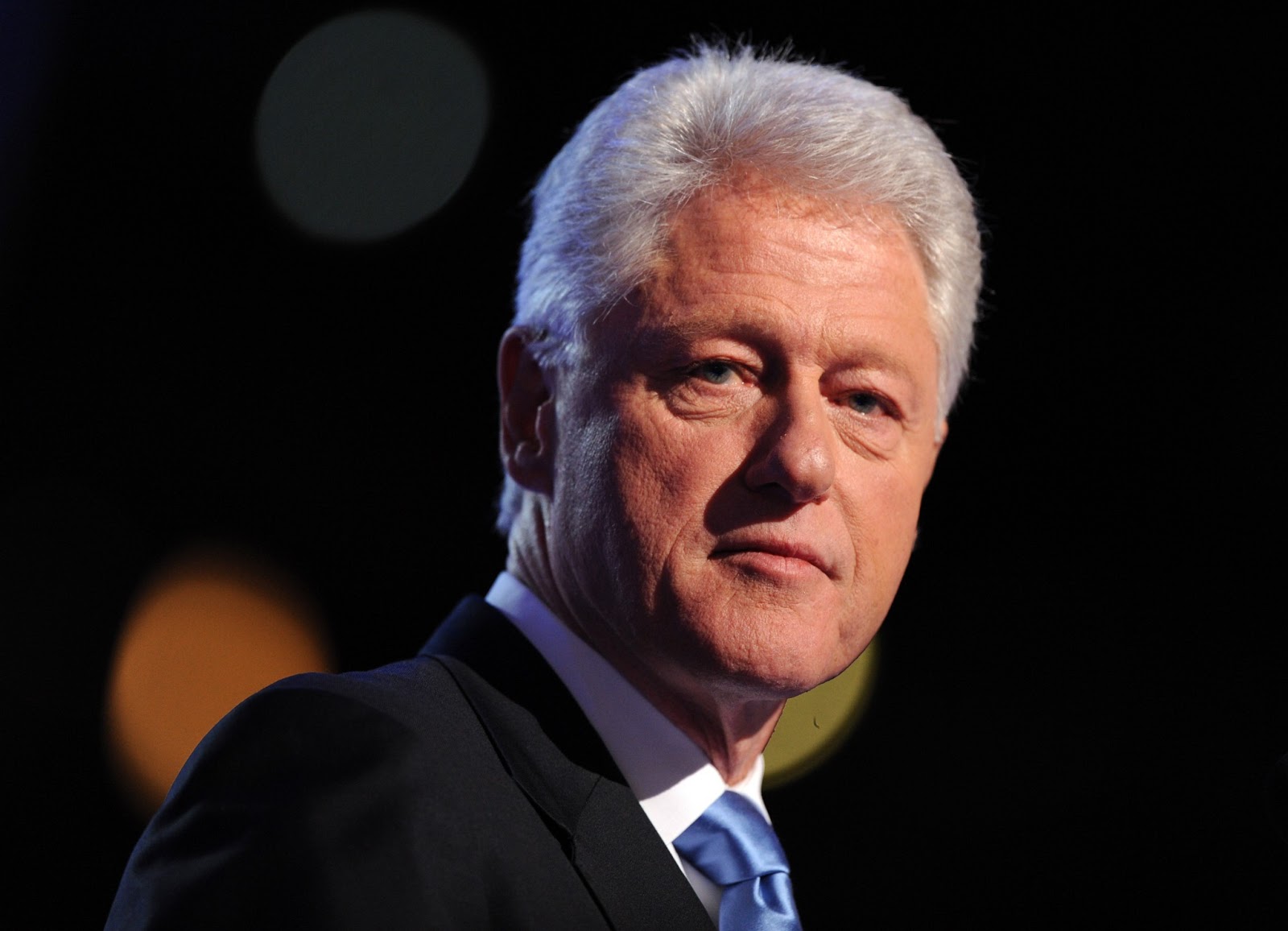 clinton:-zvicra-beri-gjera-te-medha-ne-luften-e-kosoves