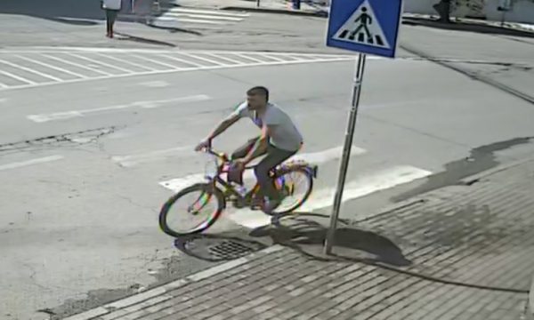 policia-kerkon-ndihme-per-kapjen-e-nje-te-dyshuari-per-“shperdorim-te-pasurise-se-huaj”,-ia-publikon-foton