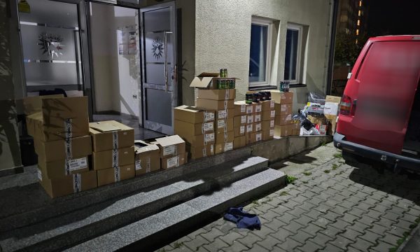 policia-dhe-dogana-e-kosoves-kapin-mall-te-kontrabanduar-ne-vlere-rreth-18.000-euro