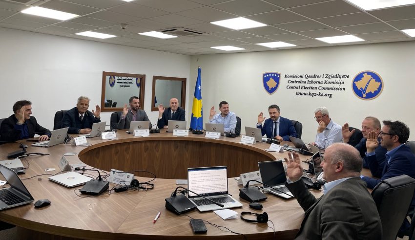 mblidhet-kqz-ja,-diskutojne-per-kuvendin-e-listes-serbe