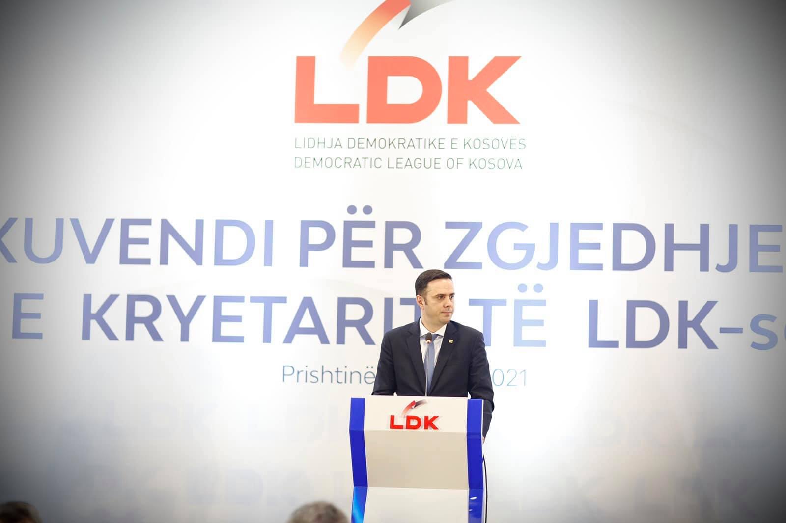 zgjedhjet-ne-ldk/-a-ka-kunderkandidat-lumir-abdixhiku?-flasin-nenkryetaret
