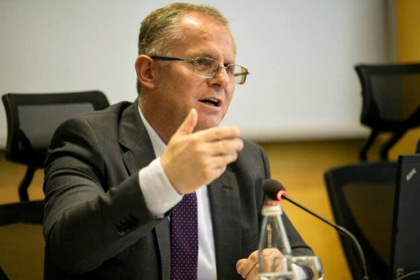 dialogu-kosove-serbi/-bislimi-udheton-per-ne-bruksel,-do-te-takohet-me-petkoviqin