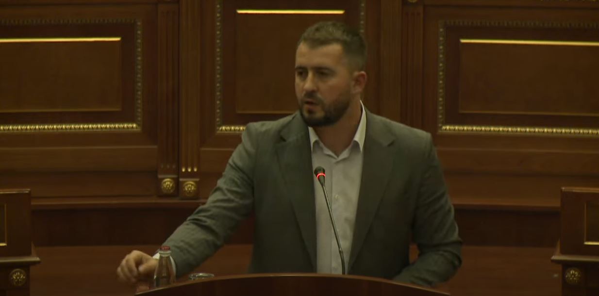 lushtaku:-ky-buxhet-i-le-qytetaret-e-varfer,-asnje-projekt-me-te-cilin-mund-te-krenohen