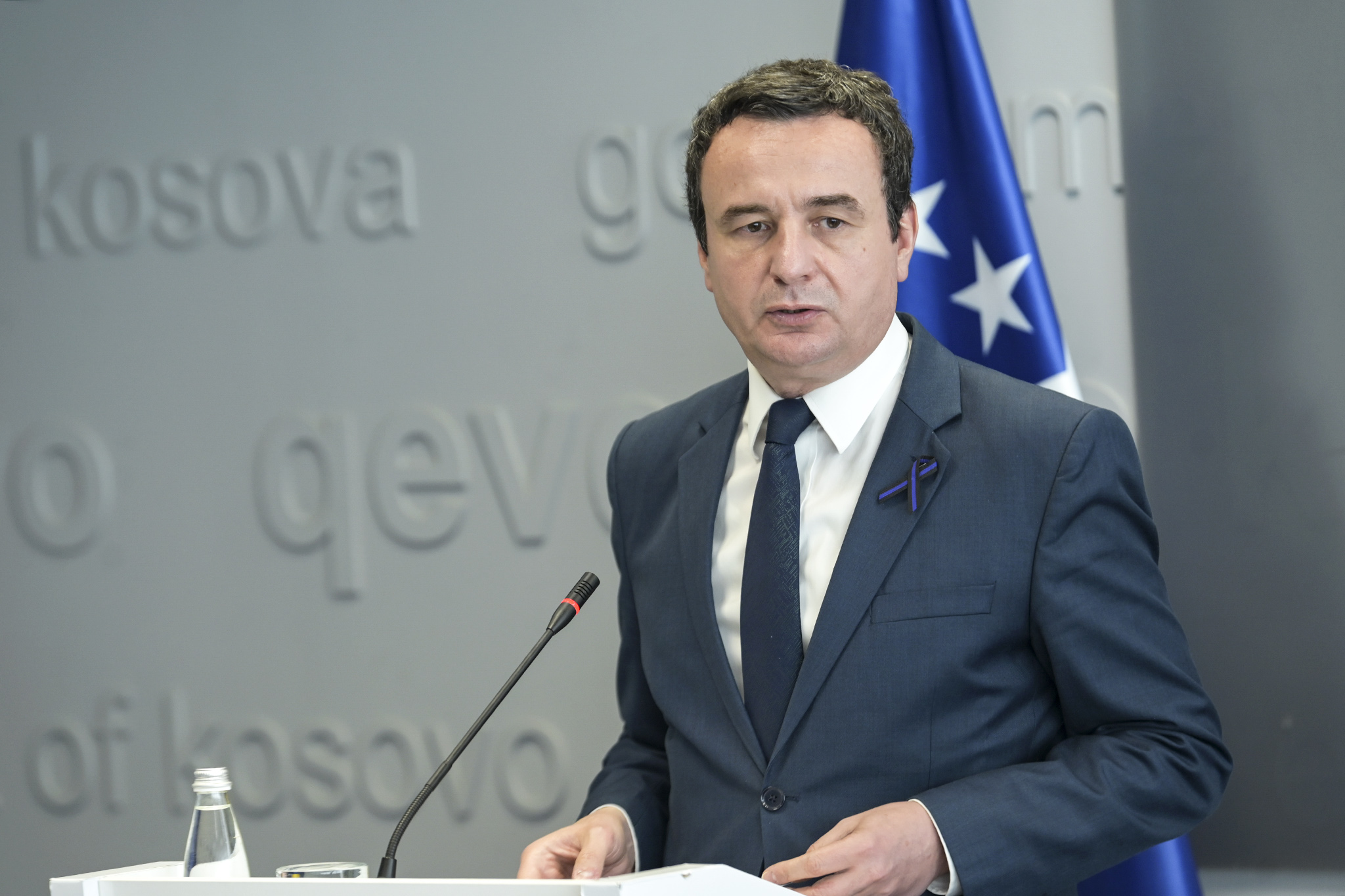 “ne-kosove-s’mund-te-kete-lufte”,-kryeministri-kurti-akuzohet-per-tradhti