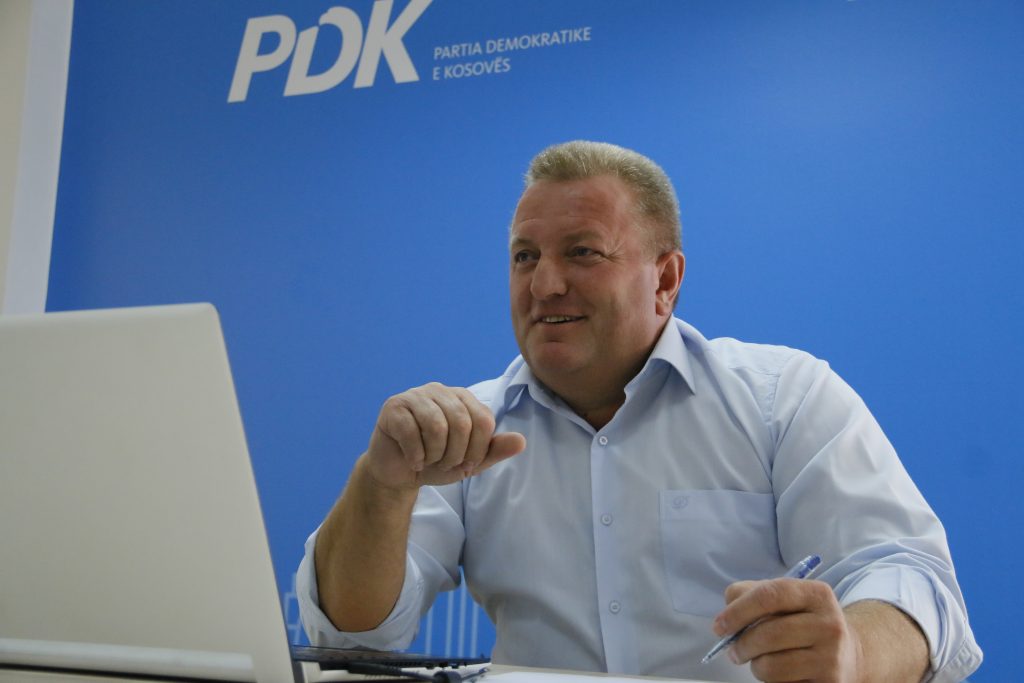 berisha:-kurti-po-ben-tradhti,-parlamenti-te-ndale-kete-dem-territorial