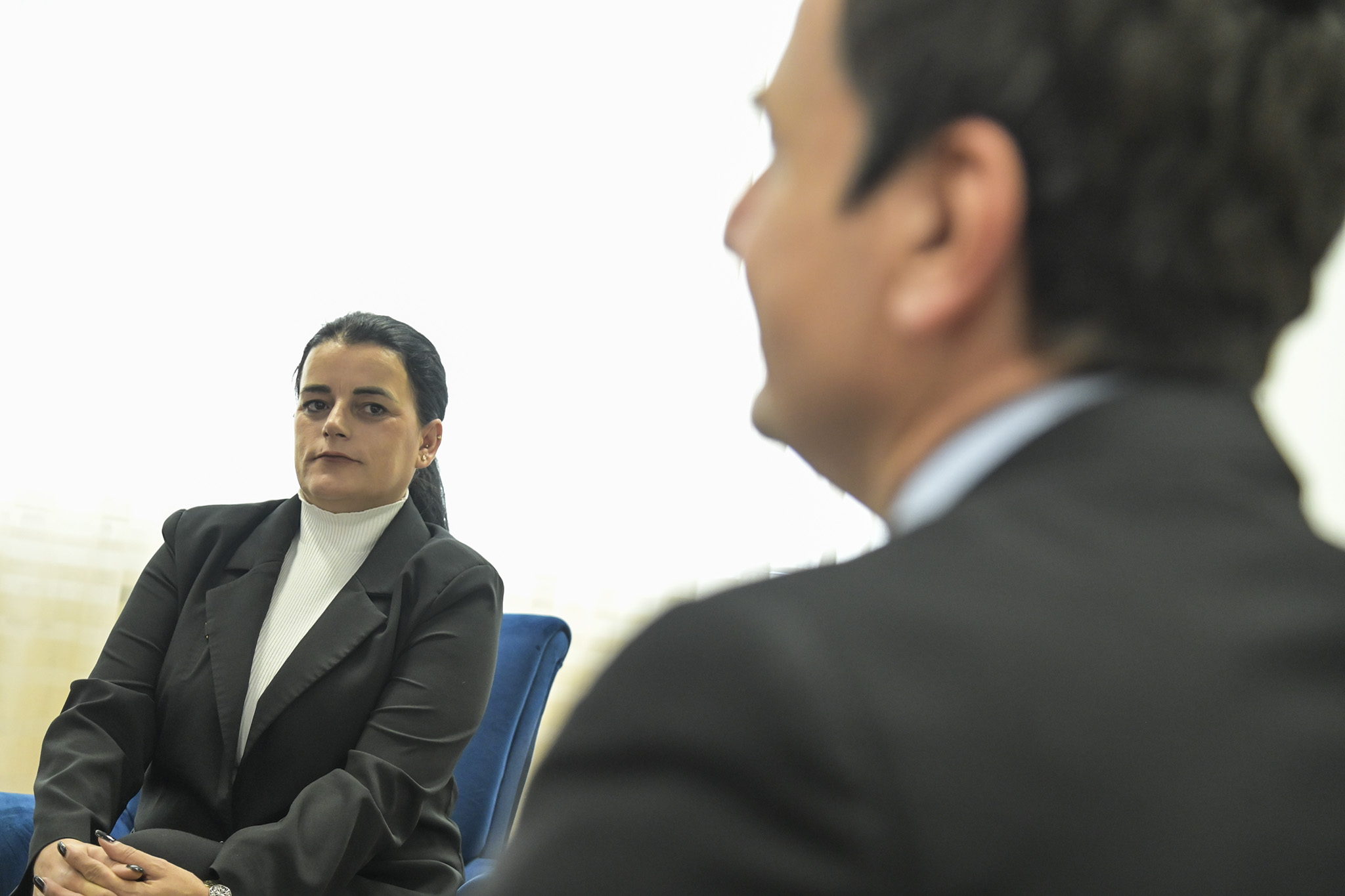 kurti-pret-ne-takim-vasfije-krasniqin,-diskutojne-per-fillimin-e-punes-ne-dokumentimin-e-krimeve-te-luftes