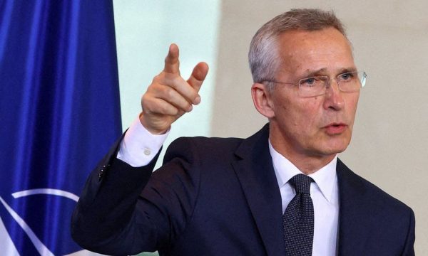 shefi-i-nato-s-sot-ne-kosove-per-t’i-derguar-mesazh-rusise
