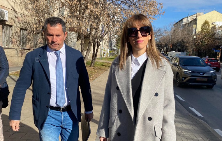 deklaratat-per-astrit-deharin:-perfundon-intervistimi-i-albulena-haxhiut