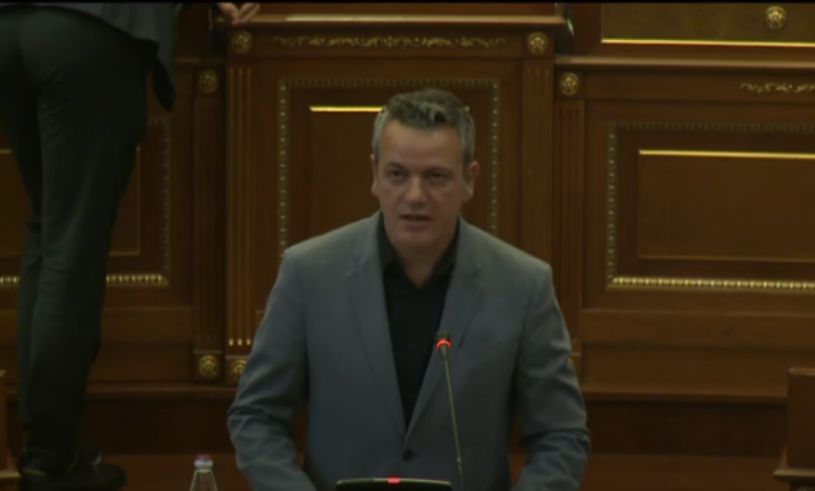 gashi-hedh-dyshime-qe-zjarri-ne-iml-mund-te-jete-shkaktuar-qellimshem,-hedh-kritika-tek-haxhiu