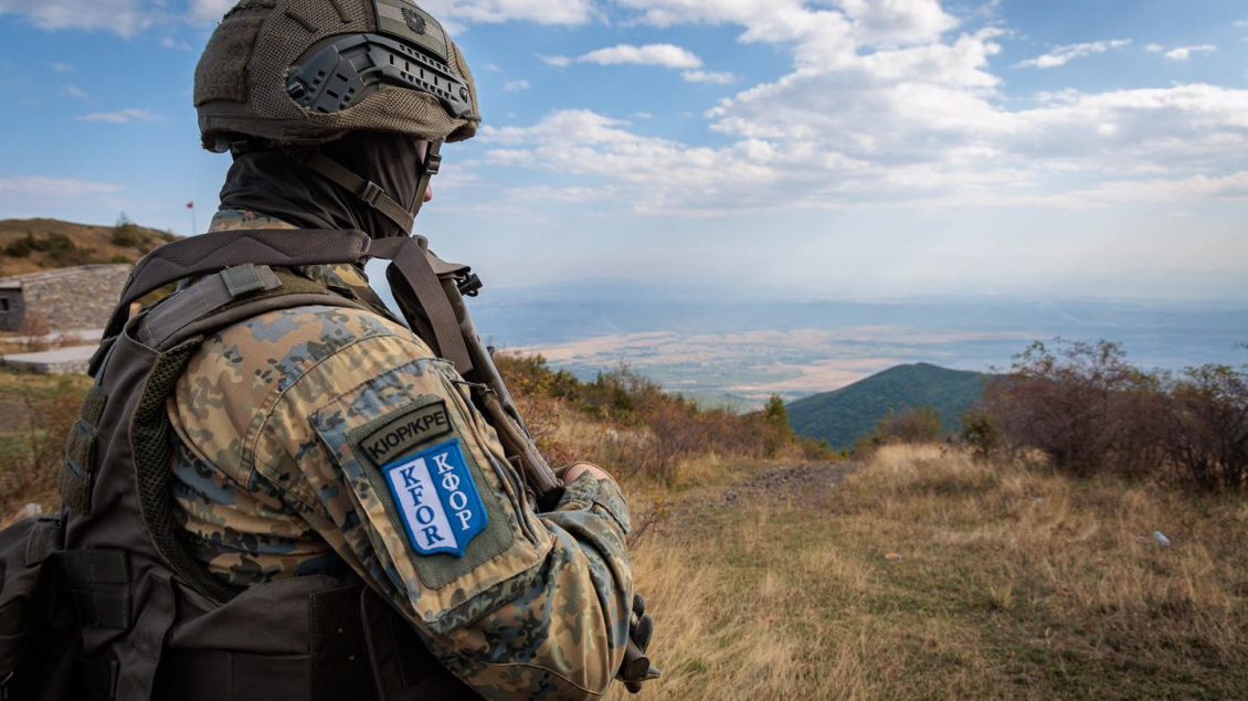 “kosova-e-qete-nen-mbrojtjen-e-nato-s”,-rekrutimi-ushtarak-ne-serbi-shihet-si-manover-politike